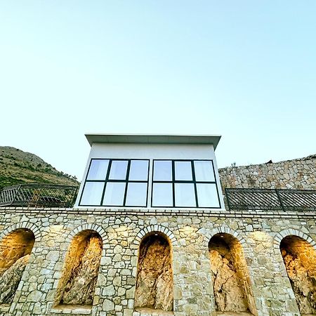 Hotel Iliria Canaj Exterior photo