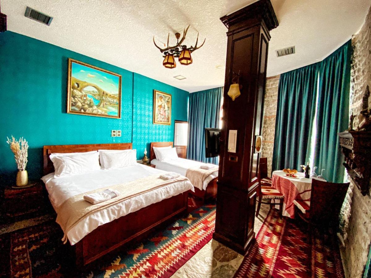 Hotel Iliria Canaj Exterior photo