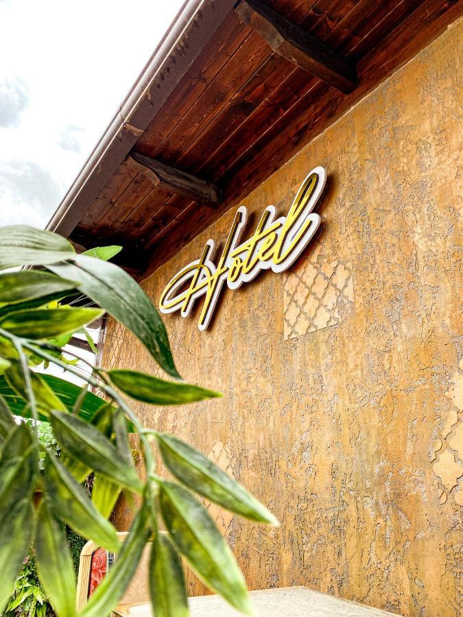 Hotel Iliria Canaj Exterior photo