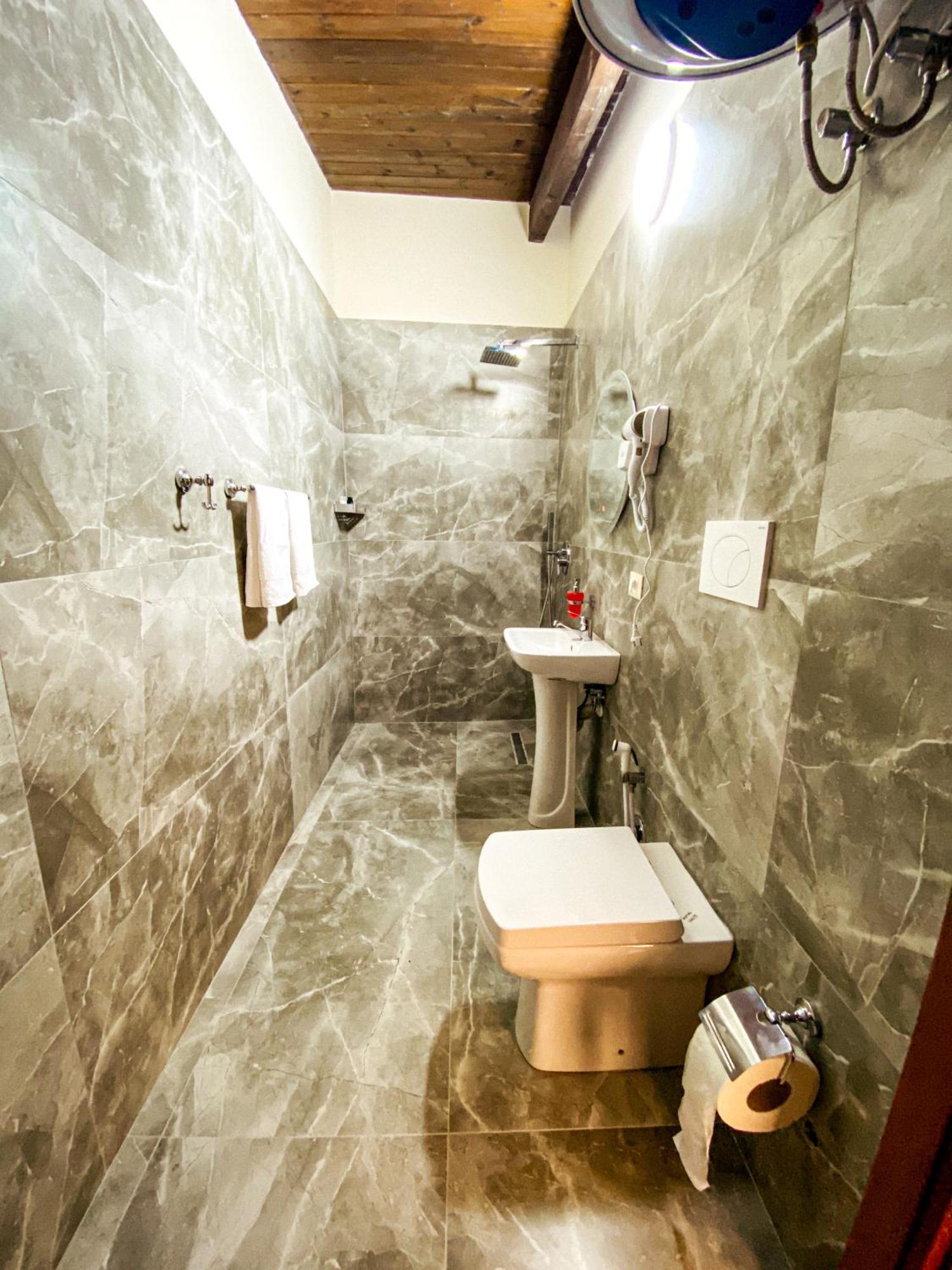 Hotel Iliria Canaj Room photo