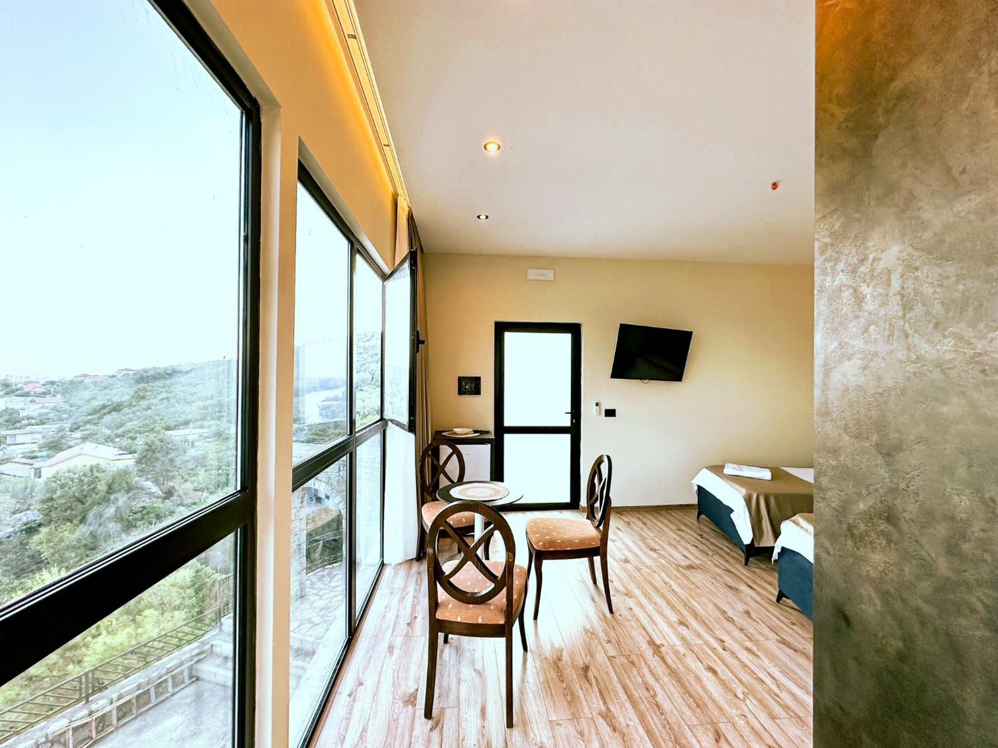 Hotel Iliria Canaj Exterior photo